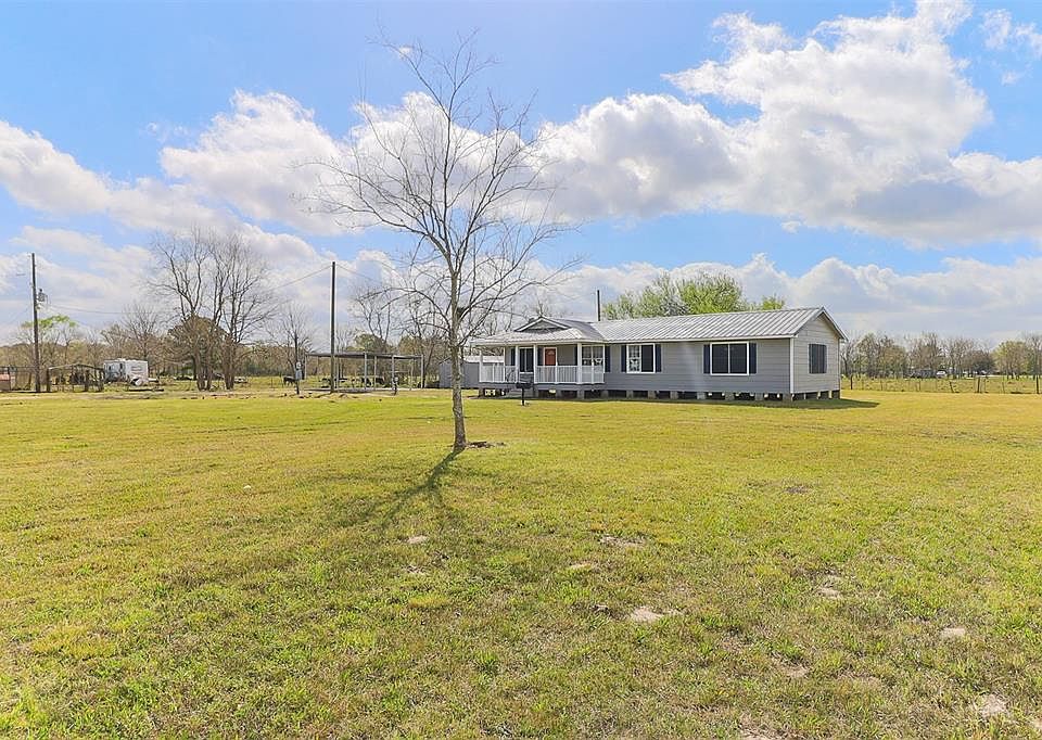 1st image of 180 County Road 4875