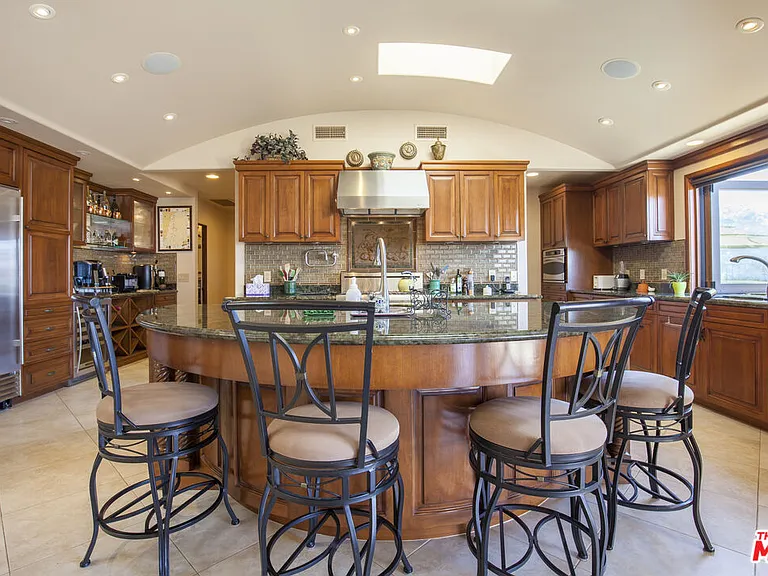 2624 Costebelle Dr — Photo 13