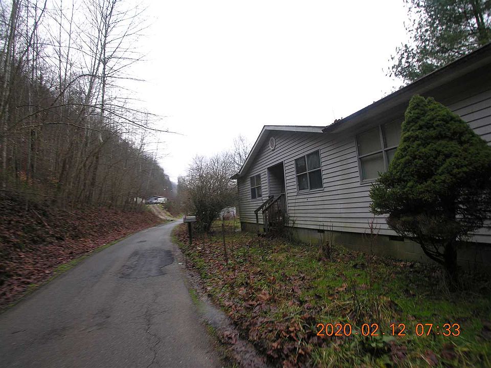2nd image of 634 Riverbend Rd