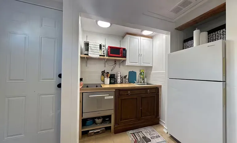 10548 Lake Dr #A — Photo 6