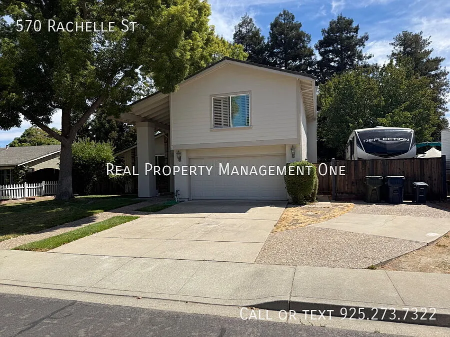Gorgeous 4-Bedroom, 2.5 Bathroom Home in Highly Desirable Livermore Neighborhood — Photo 2