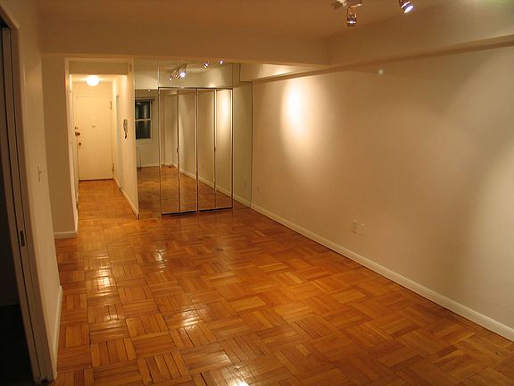 4th image of 210 E 63rd St APT 9D