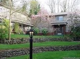 6634 E Burnside St APT D, Portland, OR 97215