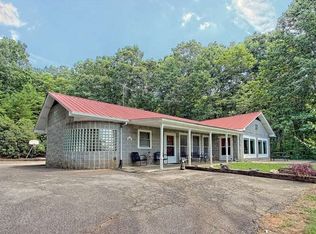 456 Shake Rag Rd, Hiawassee, GA 30546