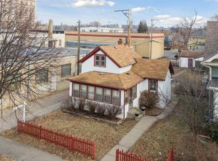 2015 29th Ave S, Minneapolis, MN 55406