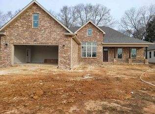 303 Clayton Scott St, Warner Robins, GA 31088