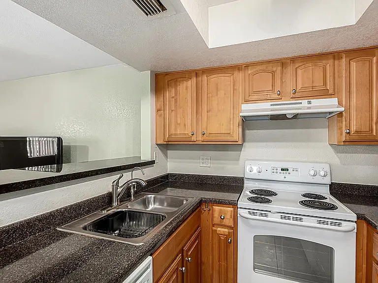 3601 W Tierra Buena Ln #S157 — Photo 5