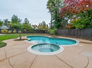 23374 Shooting Star Dr, Murrieta, CA 92562