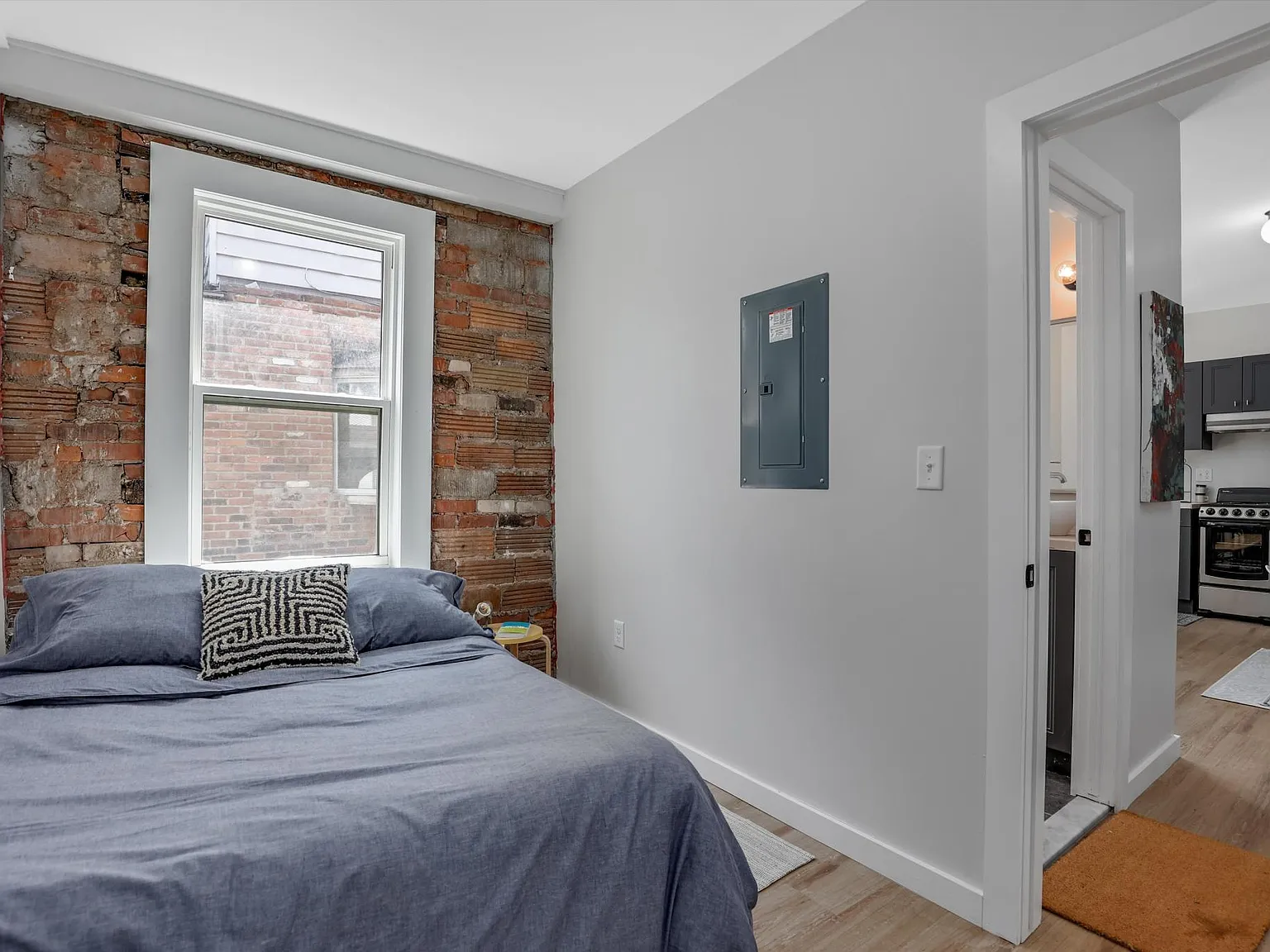1 bed, $895 — Photo 4