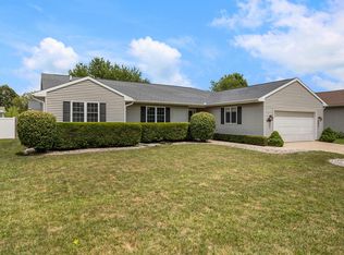 3210 Amy Dr, Champaign, IL