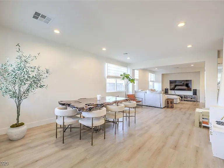 5404 Avent Ferry St — Photo 4
