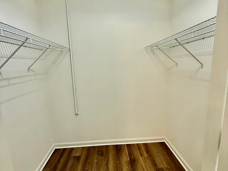 5012 Evelyn Way — Photo 11