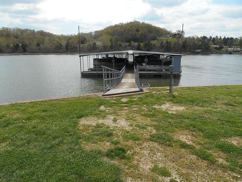 2nd image of 377 Normac Dr