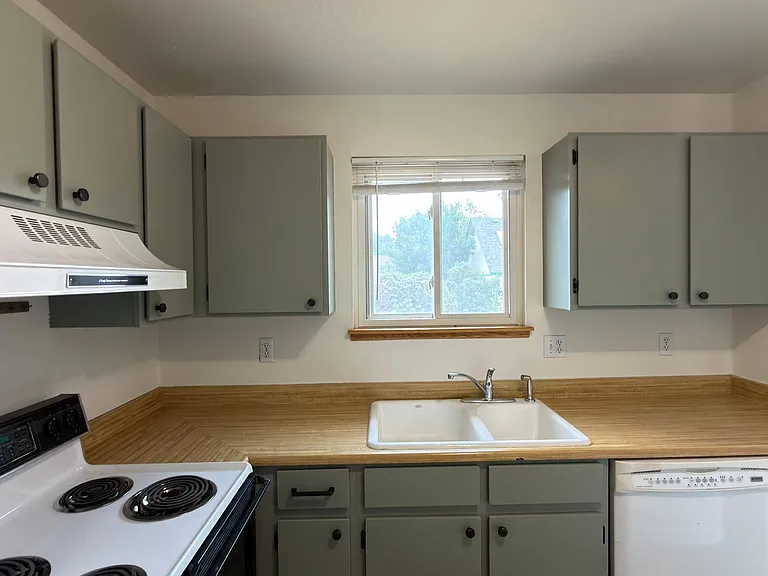 1506 Wildwood Ct — Photo 6