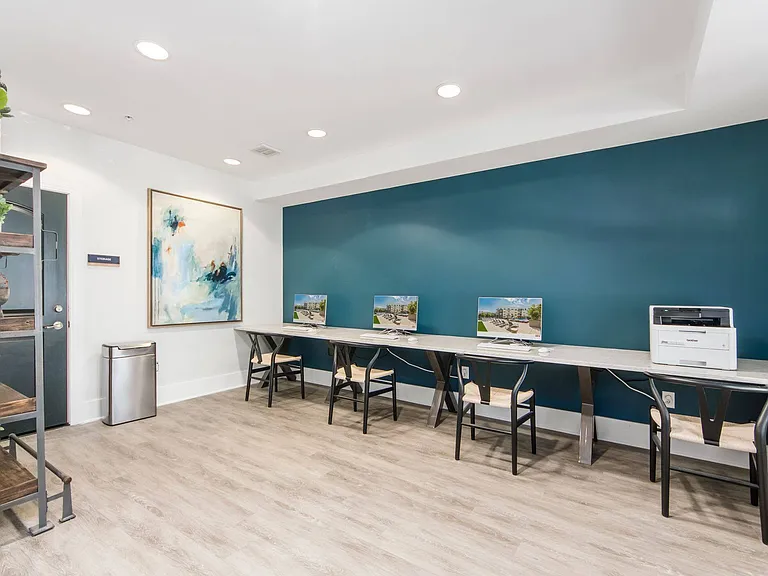 The Heights at Worthington Place — Photo 28