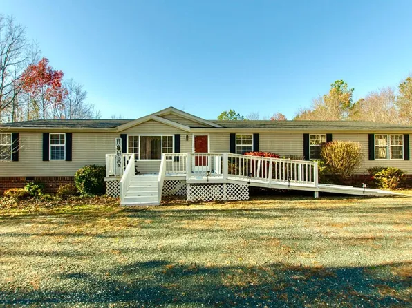 1708 Mud St, Concord, VA 24538