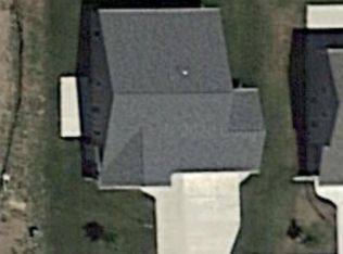 1505 Harborway Dr, Chillicothe, IL 61523