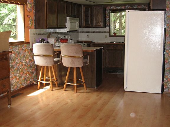 Unusually comfortable kitchen