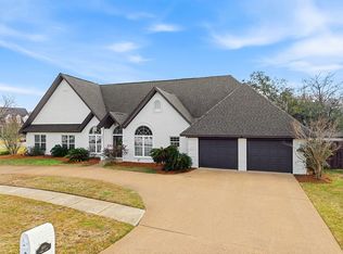 300 Timber Ln, Panama City, FL 32405