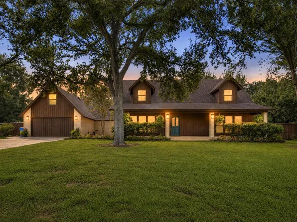 221 Montwood, Seguin, TX 78155