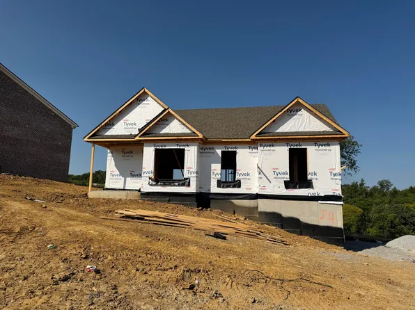 317 Circle Point Dr, Richmond, KY 40475