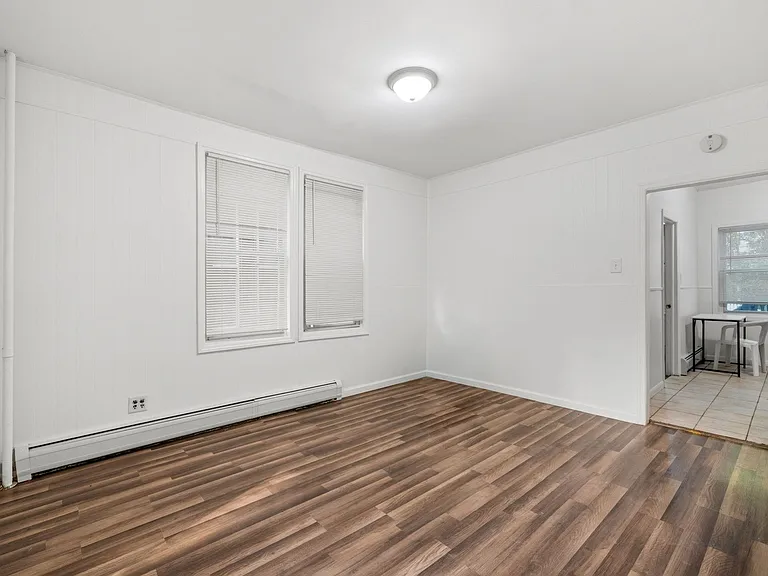 342 Avenue E #1 — Photo 2