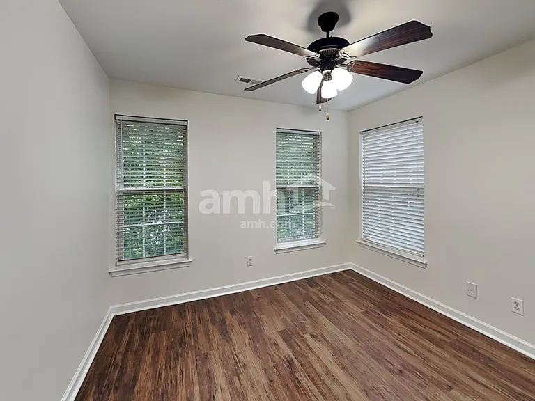 1421 Juniper Hills Ln — Photo 19