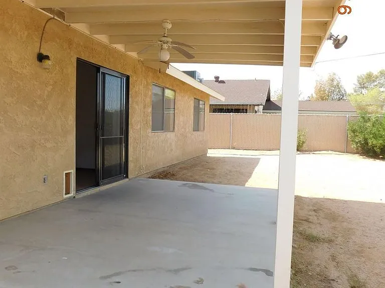 330 E Wilson Ave — Photo 15