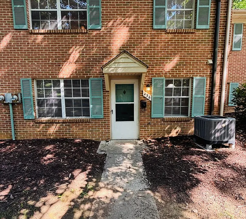 436 Marlington St
