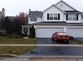 242 Grand Ridge Rd, Saint Charles, IL 60175