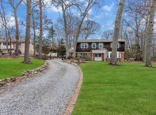 205 Cuba Hill Rd, Huntington, NY 11743