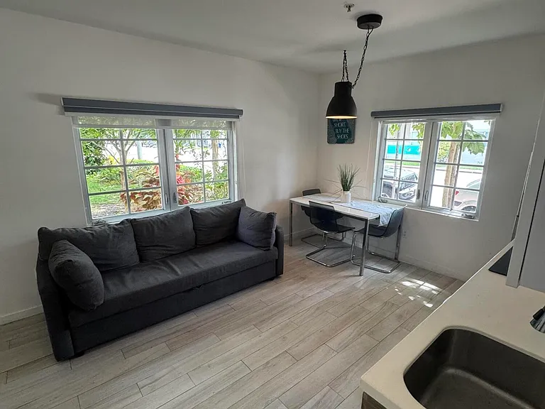 1450 Meridian Ave #101 — Photo 3