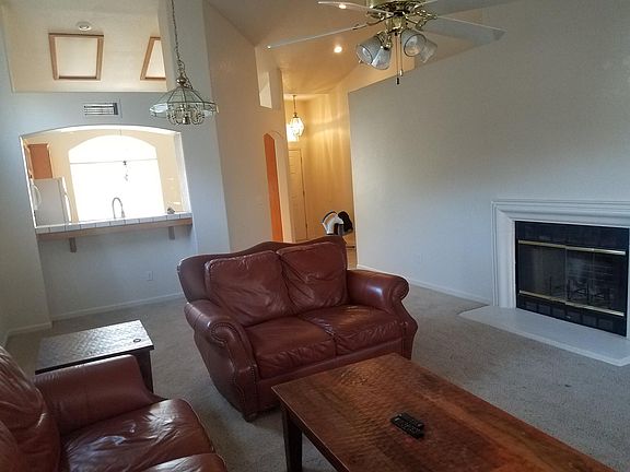 2nd image of 2072 Pepperdine Dr