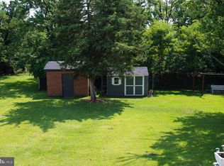 4109 Holly Tree Rd, Temple Hills, MD 20748