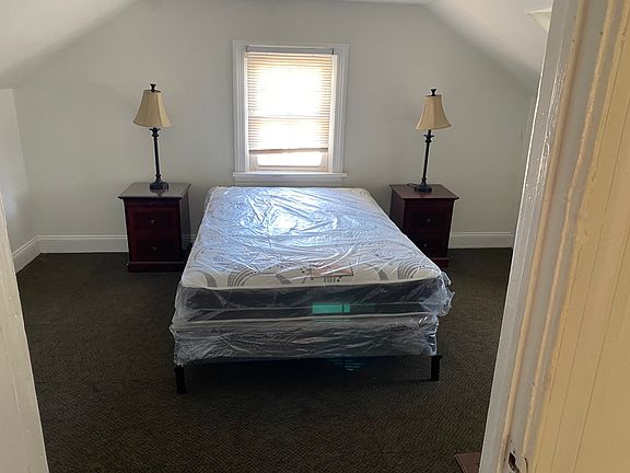 3rd image of 4801 Old Warwick Rd #3