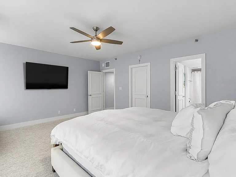 100 Lakeshore Dr #252 — Photo 19