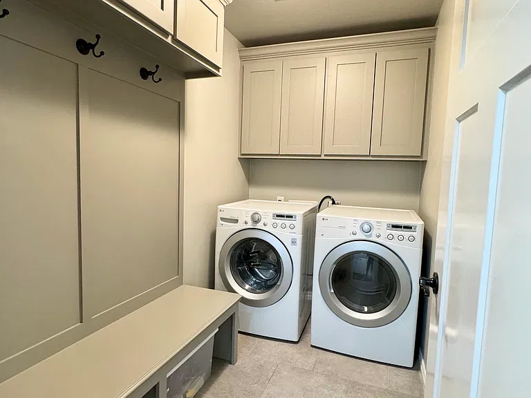 1106 Remington Ct — Photo 8