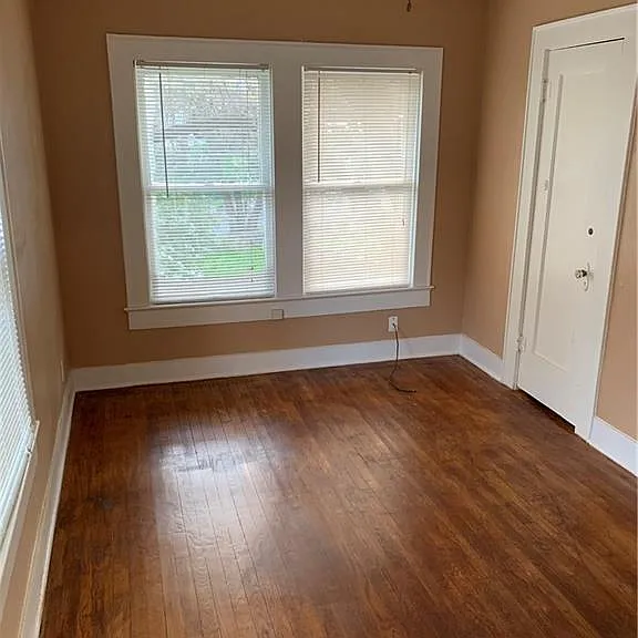 2714 Whitis Ave #ABC — Photo 10