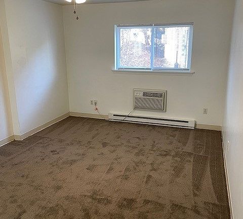5th image of 1700 E Main St #792ed2d24