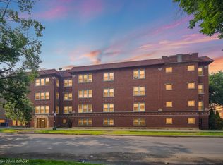 2511 E 76th St Unit 3, Chicago, IL 60649