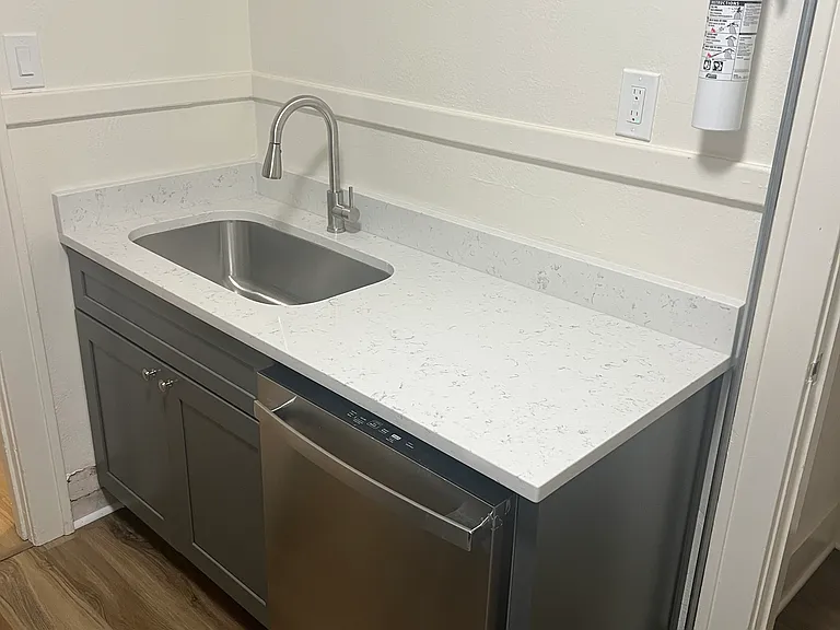 1237 Commerce Ave #10 — Photo 14