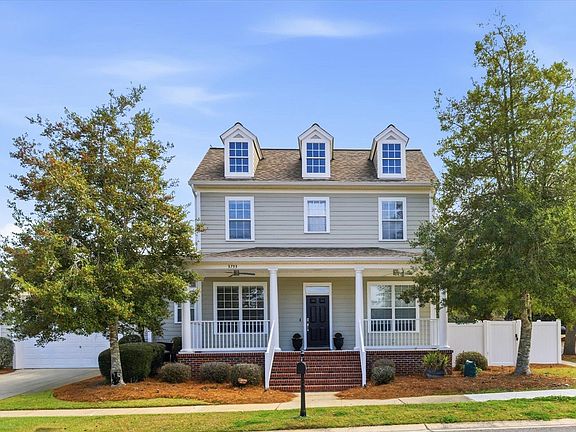 3rd image of 3733 Longfellow Rd