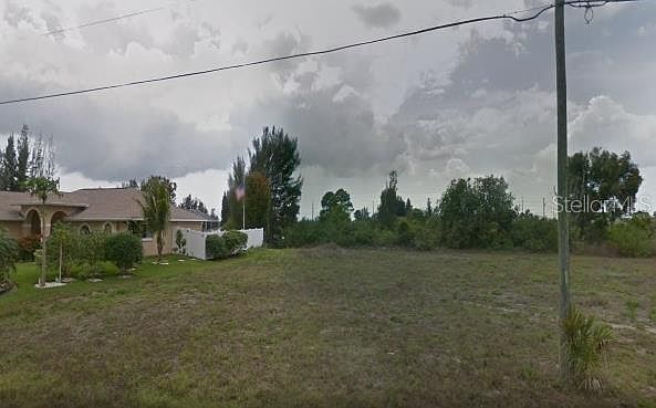 1st image of 26 SW 22nd Ave