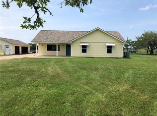 472 High Grove Rd, Cedar Creek, TX 78612