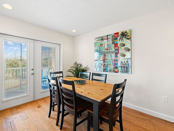 4th image of 144 Spires Ln Unit 201