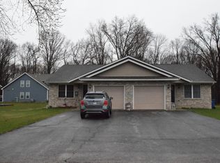 2160 Westchester Ave, Chesterton, IN 46304