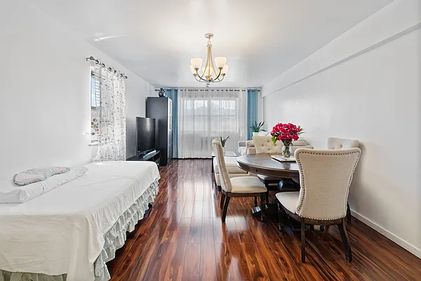 Sold by B Square Realty | media 4