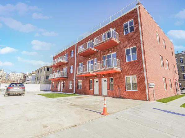 162 Bay 29th Street image 2 of 11