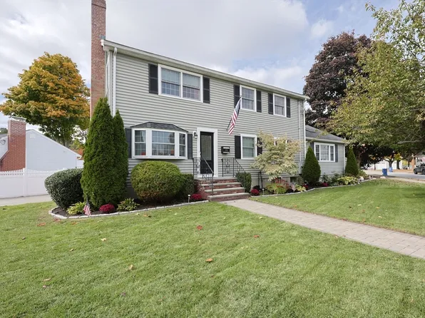 50 Putnam Ave, Wakefield, MA 01880