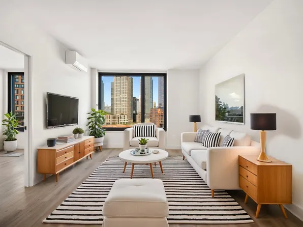 75 Dupont Street image 2 of 29